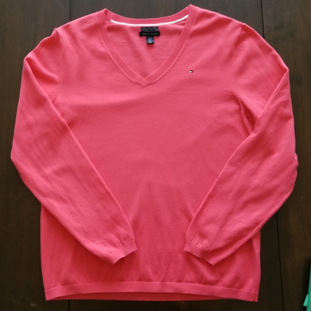 Tommy Hilfiger Classic V neck sweater size XL